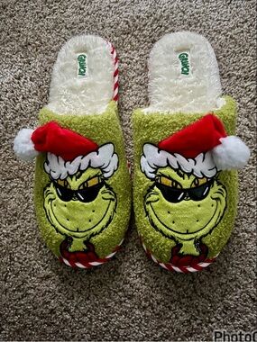 The Grinch Plush Holiday Slippers - Green & Red